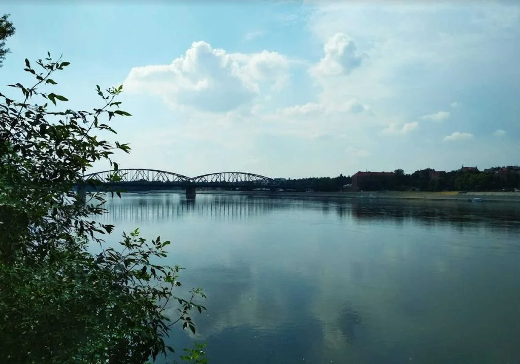 Ein Blick auf auf das Weichselufer von der gegenüberliegenden Seite