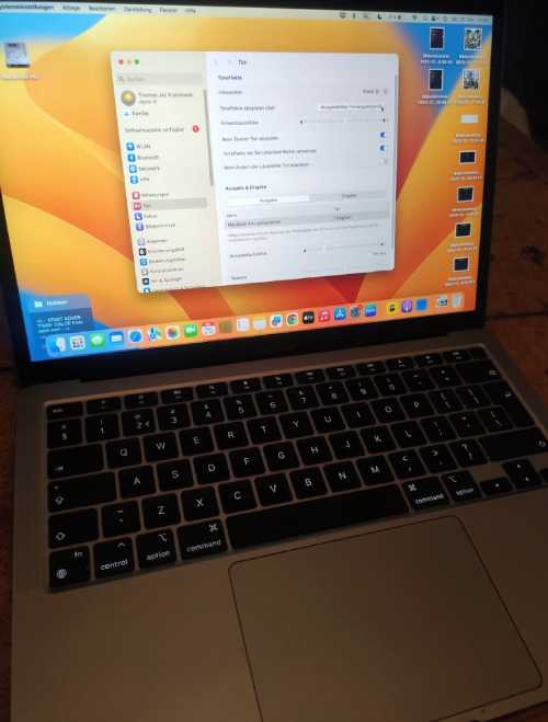 Macbook Air von Rebuy